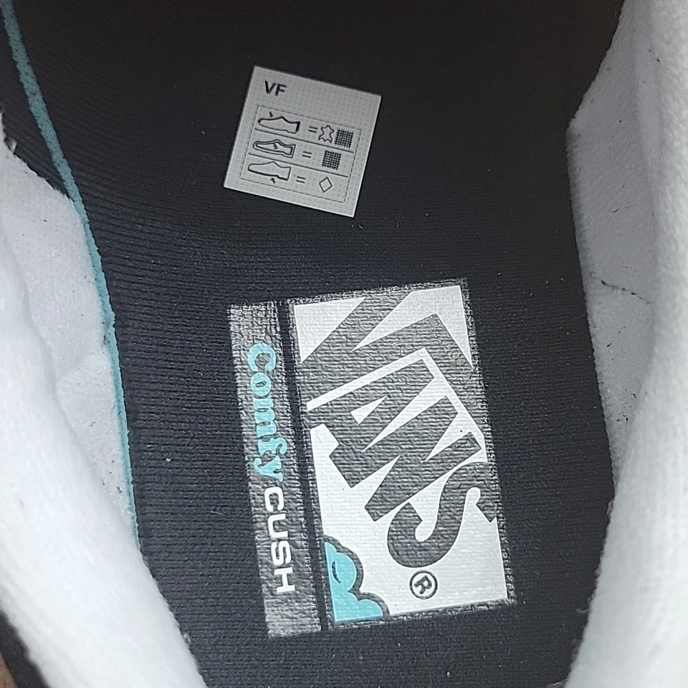 Van's Cruze Too Cc Brand new in the box authentic